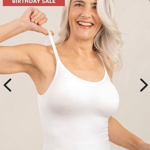 Shapermint Essentials All Day Everyday Scoop Neck Cami